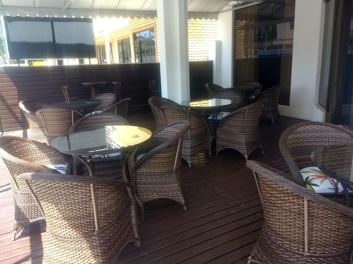 Hshotelaria - Filial Бомбиньяс Экстерьер фото